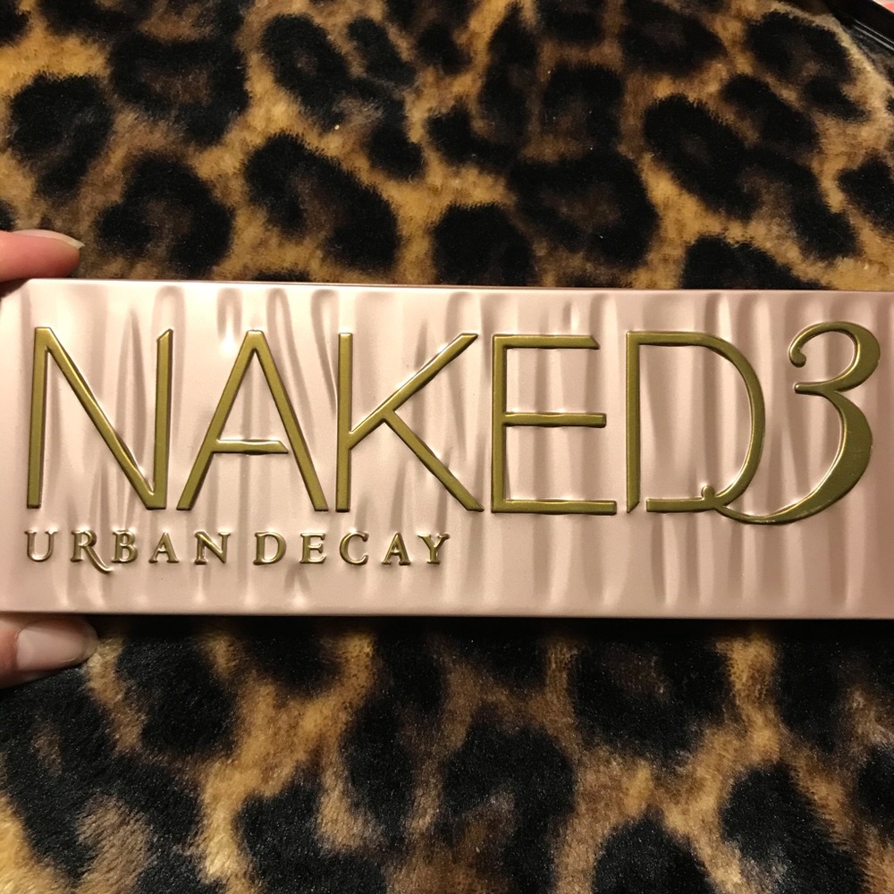 Urban Decay 3 eyeshadow palette